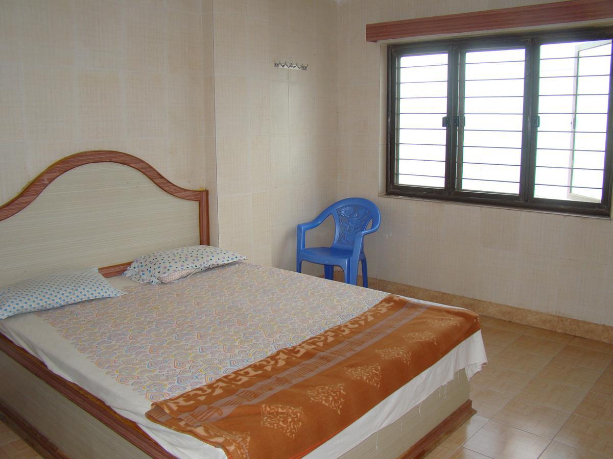 Sreeniketanam Lodge Mādhavaram Екстериор снимка